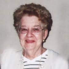 Simone Howell (-2011)