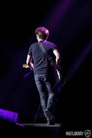 He was awarded an mbe in the queens new years honours list (2017) for his work in musical theatre. Concert Review James Blunt Auckland New Zealand 2018 James Blunt Singer Blunt