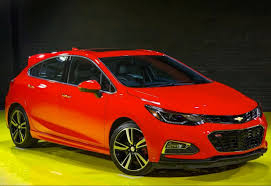 2018 Chevrolet Cruze Review Interior In 2017 The Chevrolet Cruze Got Two Important Updates The Arrival Of The Hatchback Cruze Chevy Cruze Chevrolet Cruze