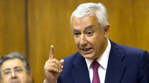 La oposición exige el cese de Javier Arenas como senador andaluz