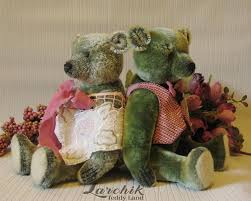 The image is available for download in high resolution quality. Carl And Clara A Married Couple By Larisa Oshmyanskaya Handmade Teddy Bears For Sale On Tedsby