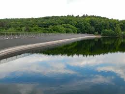 Waldfreibad steinbachtalsperre talsperrenstraße 125 53879 euskirchen. Spritztour Zur Steinbachtalsperre Euskirchen Trippics