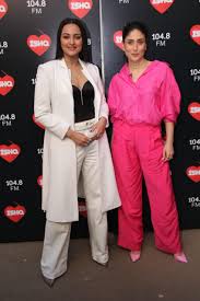 Kareena Kapoor Khan Sonakshi Sinha Snapped On Sets Of Ishq 104 8 Fm Listen to radio ishq the date and time you want. kareena kapoor khan sonakshi sinha