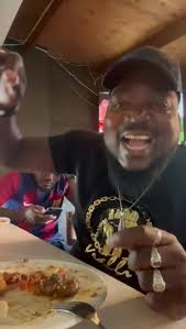 Agogo Skuzza Wedding