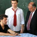İlk profesyonel rolü hamlet oyununda ophelia rolüdür. Ilker Aksum Famousfix Com
