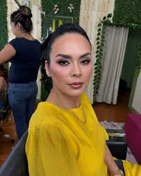 haniel (@hanielarreola_makeupartist) · Tonalá