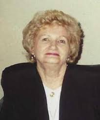 Jennifer Dewees's Instagram, Twitter & Facebook