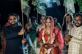 Earlier, mimi chakraborty and nusrat jahan, who have been elected as trinamool congress mps from bengal, posed for pictures in front of the parliament and social media had shamed them saying parliament is no place to do photoshoots. Nusrat Jahan And Nikhil Jain Six Senses Kaplankaya Turkey Weddings Weddingsutra