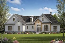 Andy mcdonald design group barn owl designs barry moore b&d studio, llc beau clowney architects benjamin showalter ben patterson, aia bill ingram, architect bob timberlake, inc. Best House Plans On Twitter A 1 5 Story Modern Farmhouse Plan 699 00277 Showcases 3 154 Sq Ft 5 Bedrooms 3 5 Bathrooms Vaulted Ceilings An Open Floor Plan And A Mudroom Https T Co Ydbbdo3sup Modernfarmhouse Farmhouse Https T Co