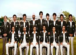 Un western monumentale che aggiorna alla contemporaneità un genere fuori dal tempo. The Posters Of Ranveer Singh Starrer 83 Recreate The Magic Of The 1983 World Cup In Its Truest Sense Bollywood News Bollywood Hungama