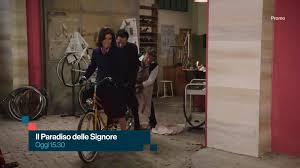 Cliccando su questo link, si avrà accesso diretto alla sezione dedicata al programma, dove oltre a poter rivedere in replica la puntata di oggi, è disponibile. Rai Premium Oggi Alle 15 30 Il Paradiso Delle Signore