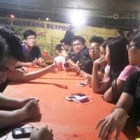 Nah, balik lagi ke seafood kalimati. Gerbang Seafood Putra Kalimati Indonesian Restaurant In Kalideres