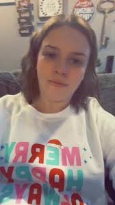 Sara Nall (@saranall19)