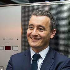 De quoi faire sourire jaune la syndicaliste en entendant gérald darmanin plastronner sur l'air du zéro bug… Gerald Darmanin Facebook