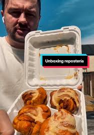 Unboxing de Postres Costarricenses desde Inglaterra