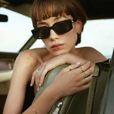 Beth Gold Ring With White Diamonds