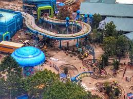 The new 2 acre land occupies a former grassy field seen just to the right of the main entrance immediately after. Tim On Twitter Construction Updates For Ocean Explorer At Seaworld San Diego Themeparkreview Themepark Cacoasterkings