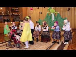 частушки для мальчиков на 8 марта в детском саду Babushki Starushki V Sadike Syurpriz Dlya Mamochek Youtube Tanec Babushki Doshkolnye Igry
