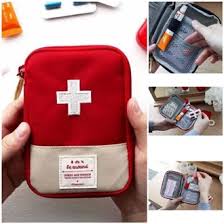 Made from 600d polyester this first aid kit comes in the strongest bag on the market. Jual Produk P3k First Aid Kit Termurah Dan Terlengkap Juni 2021 Bukalapak