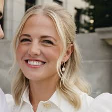 Today Lauren Sherlock and I had the opportunity to check out Sour Strips  new office space in Sugar Land, Texas! I've been working with Sour Strips  since their first launch into Target