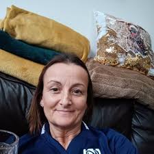 The Everything Baby Shower Book: Throw a memorable event for mother-to-be :  Hill, Sabrina: Amazon.in: किताबें