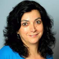 Ona Domènech على X: "Moltes felicitats, Laura Traver, en nom de tot l'equip  docent del grau de Llengua i Literatura Catalanes de la UOC!"