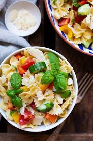 Einfacher Nudelsalat Mit Honig Senf Dressing Kochkarussell Rezept Honig Senf Dressing Senf Dressing Nudelsalat