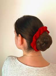 Bun videos easy buns for medium hair easy hair buns for beginners easy work bun how to make a simple bun how to make simple hair bun at home. Cabin Crew Hairstyles Keeping Up With Kerry