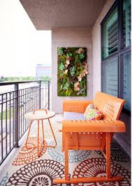 Yavaş yavaş baharın gelmesi ile birlikte herkesin özlediği balkon sefalarının daha konforlu olması amacı ile balkon masa sandalye modelleri bu bahar günlerinde sıkça tercih edilmeye başlamıştır. Kucuk Balkonlara Cozum Onerileri Bordova