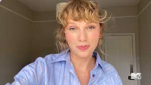 Why taylor swift skipped the 2020 grammys. Taylor Swift S 2020 Vmas Outfit Paid Tribute To Her The Man Music Video