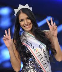 Ha un fisico perfetto silvia toffanin: Miss Italia 2015 La Finale A Jesolo Il 20 9 Tornano Le Curvy Notizie People 477533