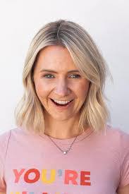 Staci Robbins's Instagram, Twitter & Facebook