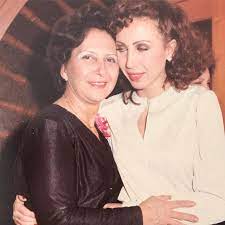 Últimas noticias de laura bozzo. Sin Cirugias Asi Lucia Laura Bozzo A Los 18 Anos De Edad Foto Gluc Mx