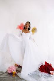 We did not find results for: Chic Modern Bridal Dresses For Trend Setting Brides