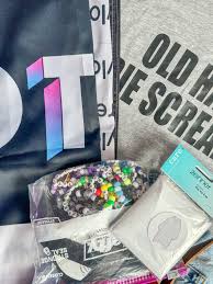 Cade Bethea // WELCOME TO SWIFTIE SCHOOL (@swiftie_school)