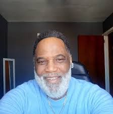 Darryl Winn's Instagram, Twitter & Facebook