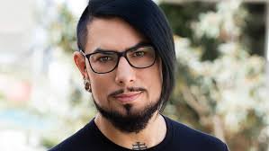Jane'S Addiction Guitarist Dave Navarro Speaks At Yakima Ywca Event About  Losing Mother To Domestic Violence | Local | Yakimaherald.Com