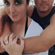 Amber Mcdevitt's Instagram, Twitter & Facebook