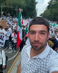 Luis Felipe Calderón Zavala (@luisfecalderonz) • Instagram photos and videos