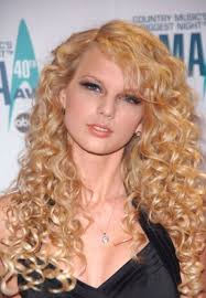 Comb your right sideways hair, left sideways hair and hair on the back of the head straight. 50 Easiest Curly Hairstyles Haircuts For Long Curly Hair