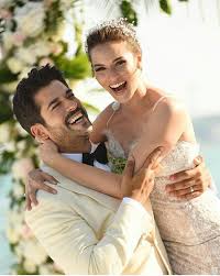 Burak Ozcivit Fahriye Evcen Dugun Gelin Fotograflari Unluler