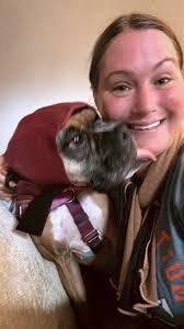 Helen Cason's Instagram, Twitter & Facebook