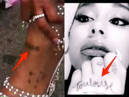 If you choose to hire a tattoo artist, you can expect to pay $120 to $150 per hour. Celebrities With Tattoos Of Their Pets