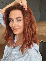 Ginger wig in color "MADELAINE PETSCH"