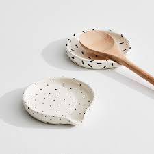 A Mano Patterned Spoon Rest