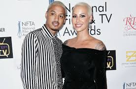 Complex is the leading source for the latest amber rose stories. Who Is Amber Rose Dating Now All About The Model And Activist S Boyfriend Otakukart