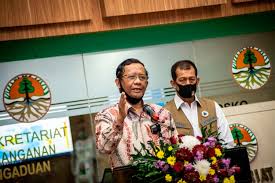 Fahri dan fadli dinilai telah berjasa untuk indonesia. Mahfud Pemberian Bintang Tanda Jasa Ke Fadli Zon Dan Fahri Hamzah Sesuai Aturan