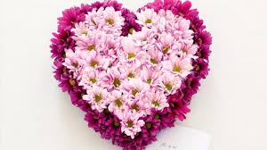 Heart shaped flower wreath on rustic background. How To Make A Heart Shaped Flower Arrangement Flower Shop Decor Flower Arrangements Easter Flower Arrangements