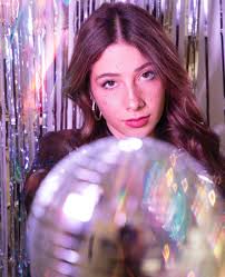 To know that somehow in this life, I actually was able to be part of a  wonderful and beautiful human beings life, one that me and her father  created, is a wonder.