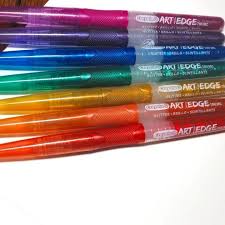 Always And Forever Letterwithusin2019 I Found These Crayola Glitter Markers Today On Clearance And Love Them They Re Crayola Crayola Art Paint Pens